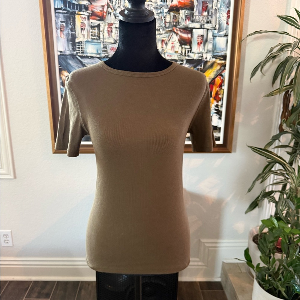 Everlane Olive Short Sleeve Tee